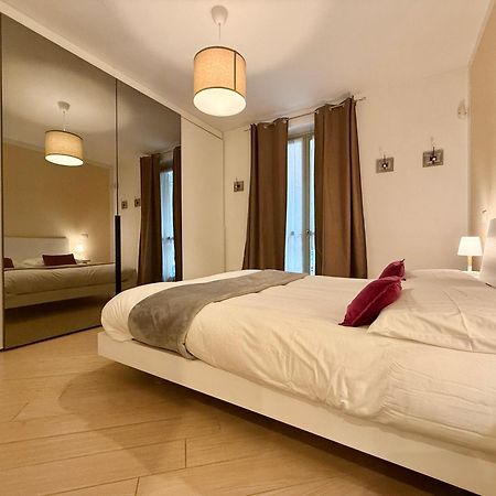 Comecasa Modern Apartment In Historical Centre アスティ エクステリア 写真